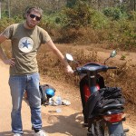 01 French Stranded Scooter